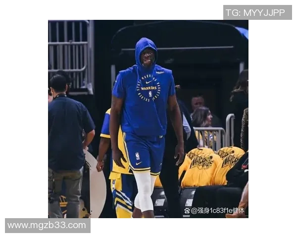 2017年爵士与灰熊激战回顾：季后赛的精彩对决与关键时刻分析