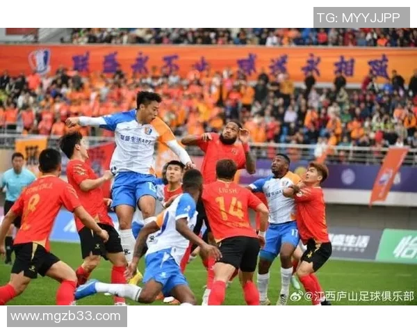 上海足球队状态引发热议球迷与专家观点交锋分析